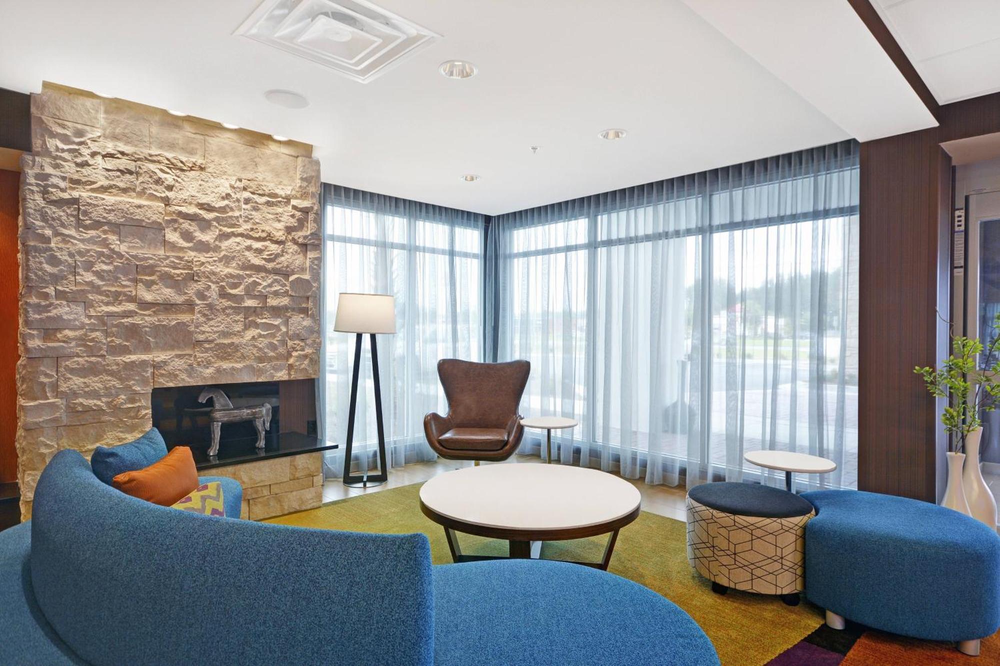 Fairfield Inn & Suites By Marriott Savannah Sw/Richmond Hill Exterior foto
